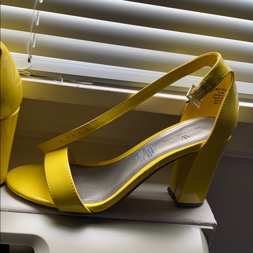 Yellow Heels - Picture 2 of 3